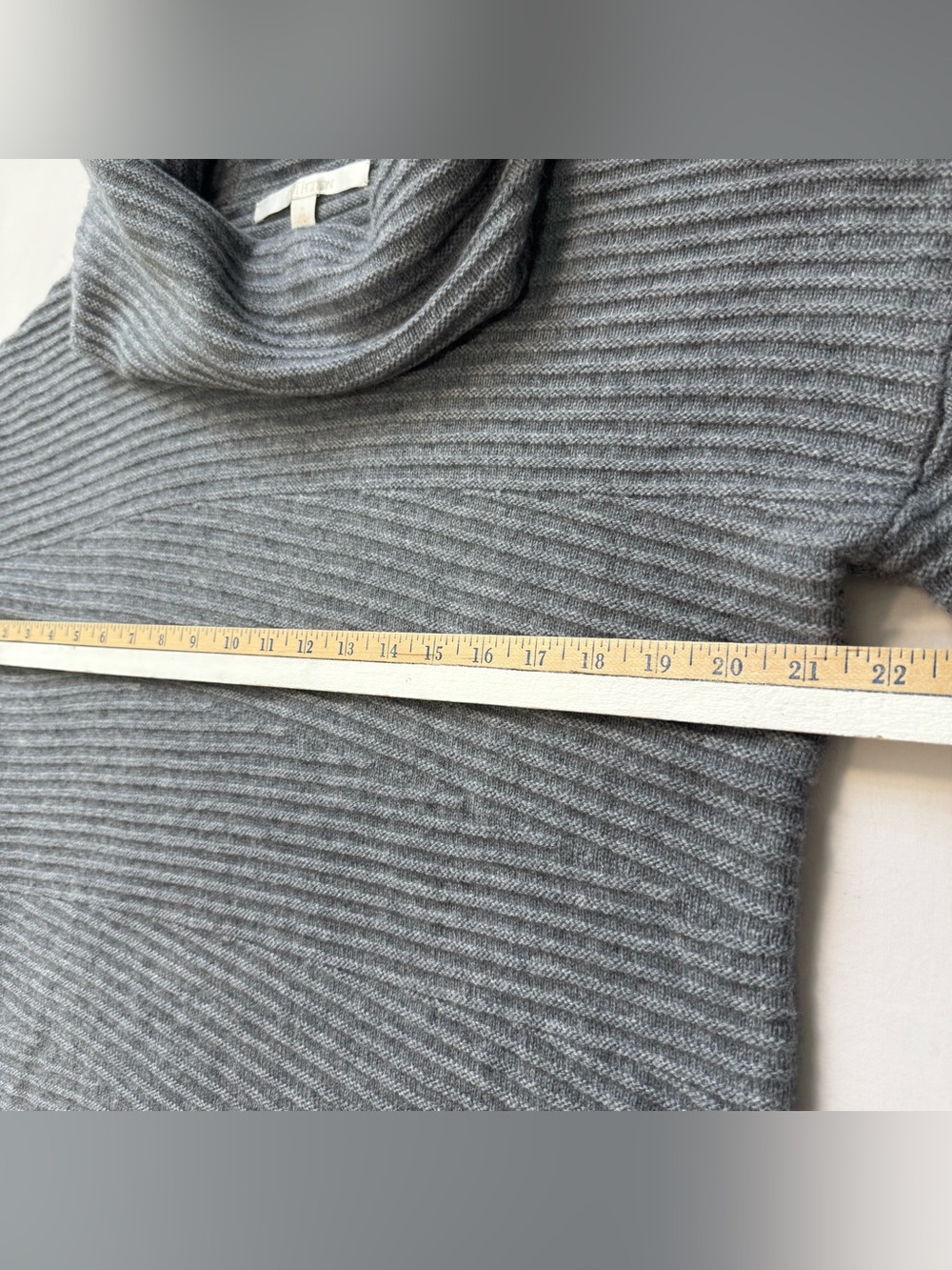 Nordstrom Collection Cashmere Sweater Women’s Medium Gray Asymmetrical Cowl Neck - Picture 8 of 8
